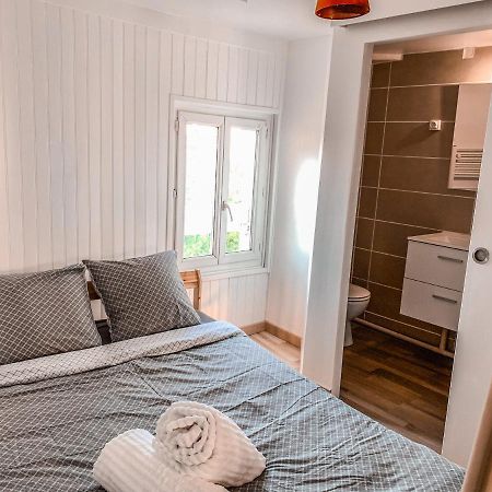 Charmant Studio Au Jardin Vert- Proche Centre Apartment อองกูแลม ภายนอก รูปภาพ