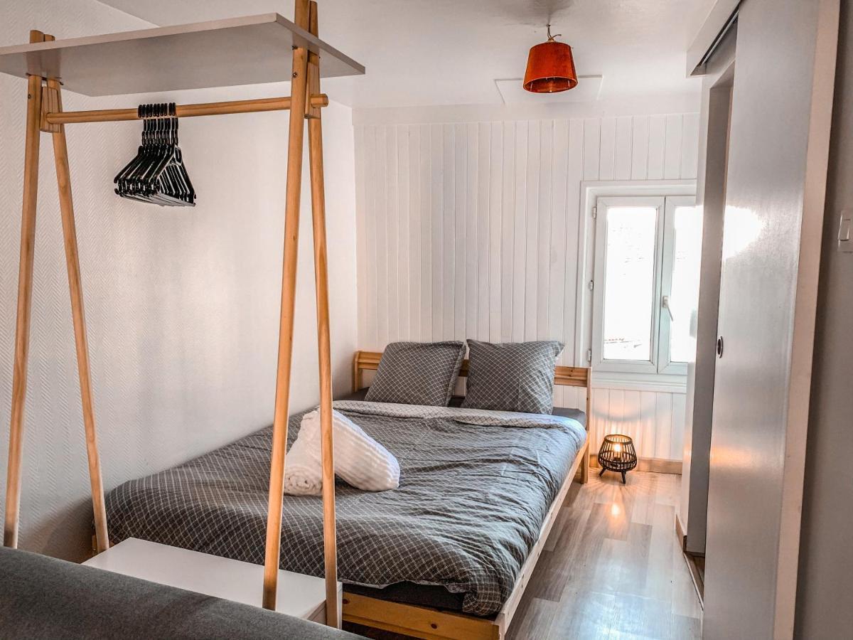 Charmant Studio Au Jardin Vert- Proche Centre Apartment อองกูแลม ภายนอก รูปภาพ