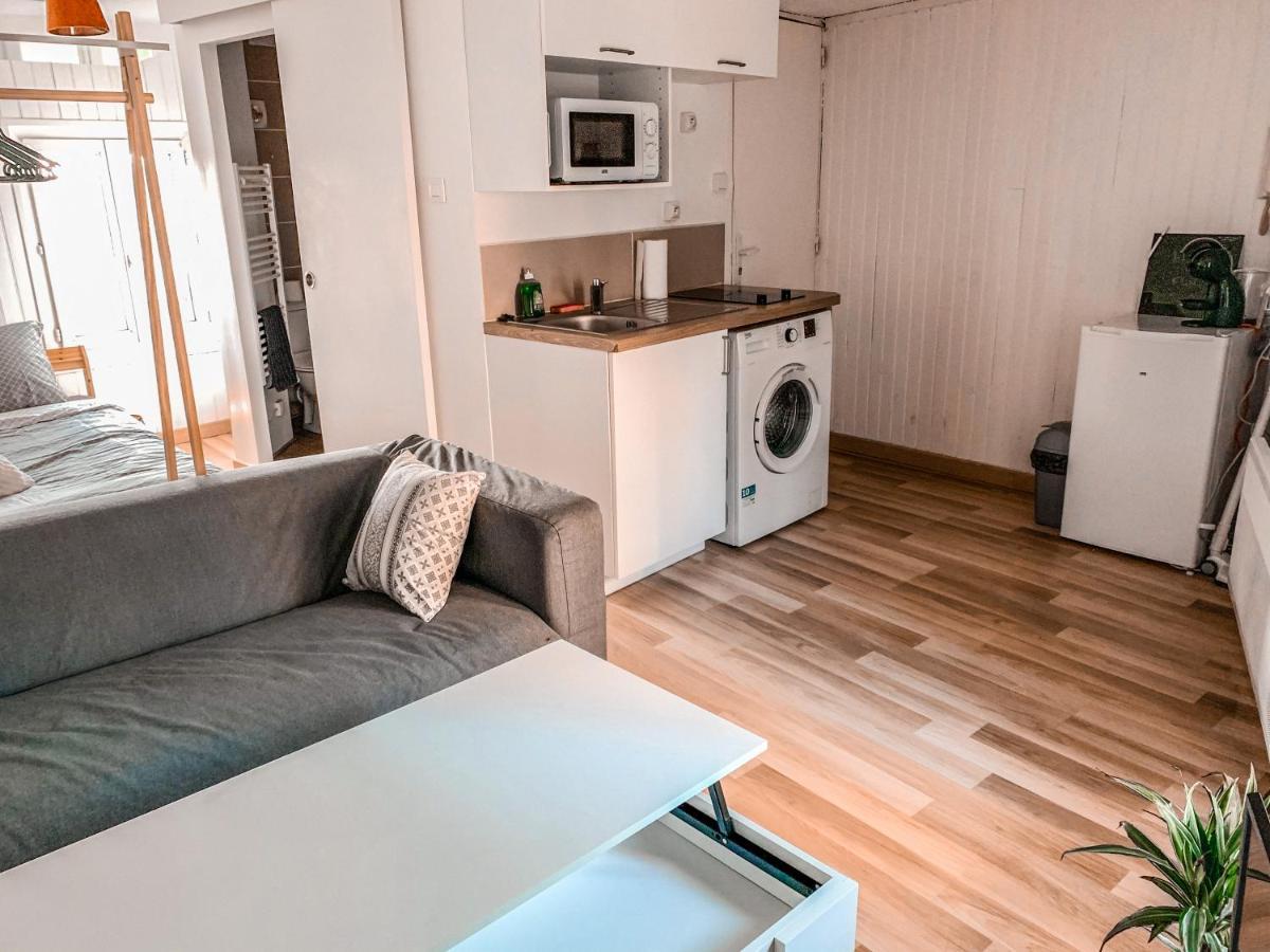 Charmant Studio Au Jardin Vert- Proche Centre Apartment อองกูแลม ภายนอก รูปภาพ